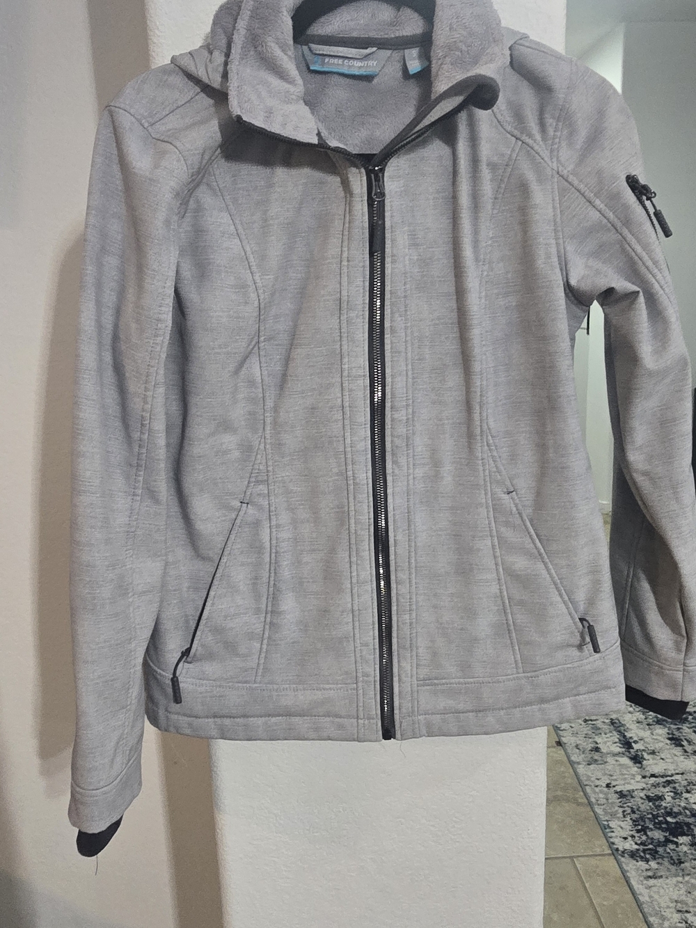 Free Country Women's Light Gray Zip-Up Jacket
